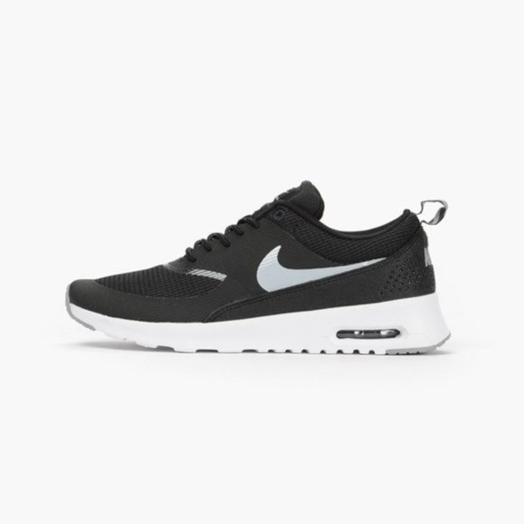 Nike Shoes - Women Nike Air Max